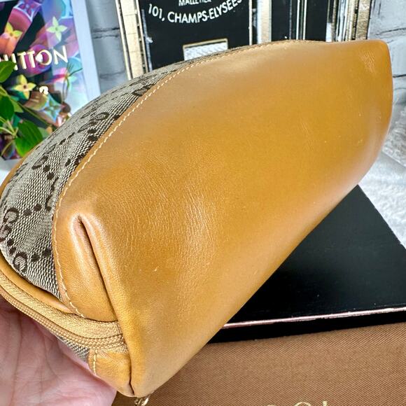 Gucci GG canvas and leather cosmetic pouch crossbody bag Vintage beauty! - Picture 9 of 16